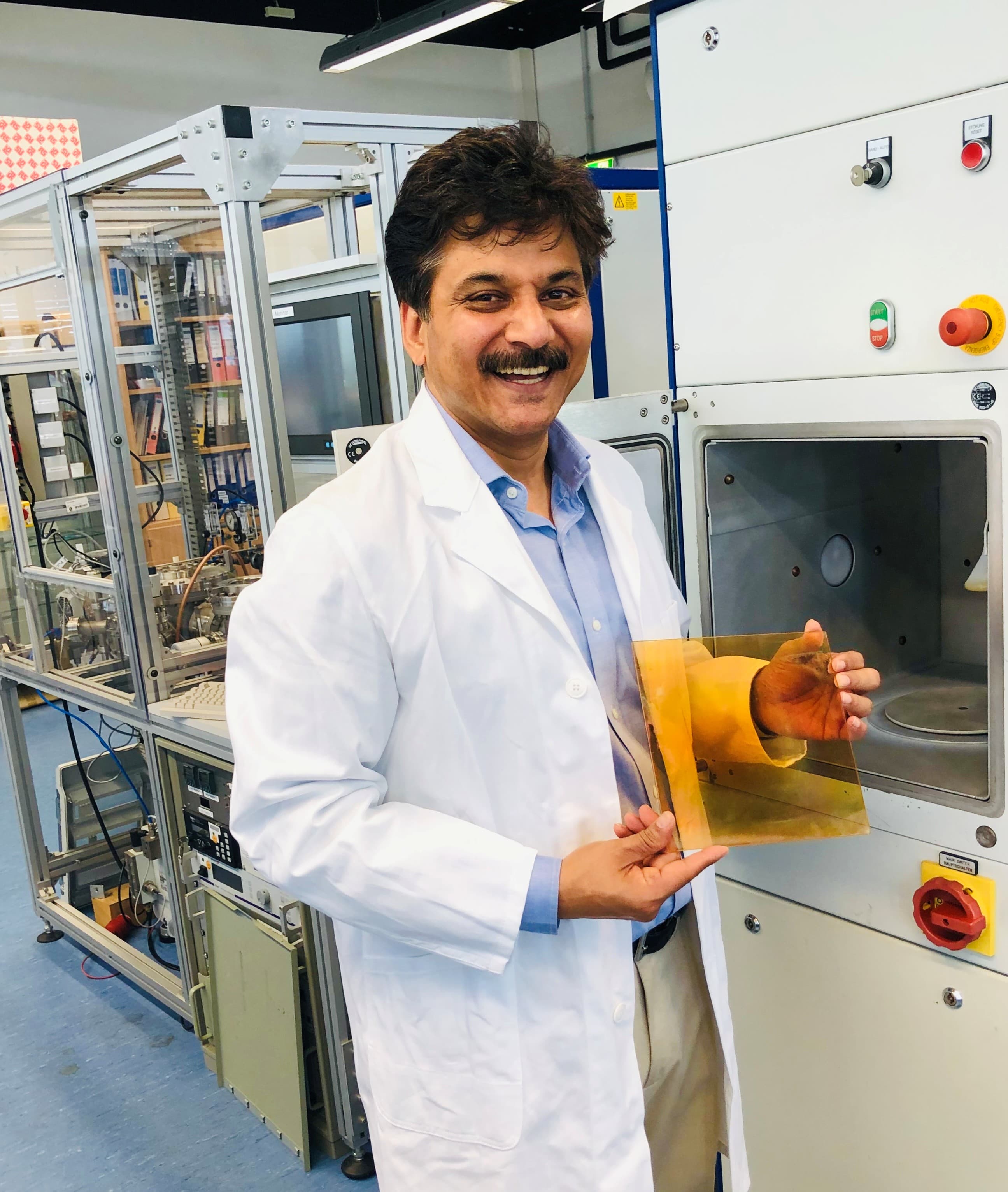 Portrait of Prof. MATHUR Sanjay 