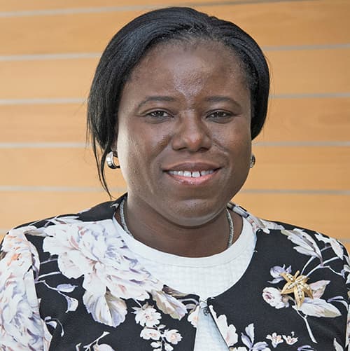 Portrait of Esther Akinlabi