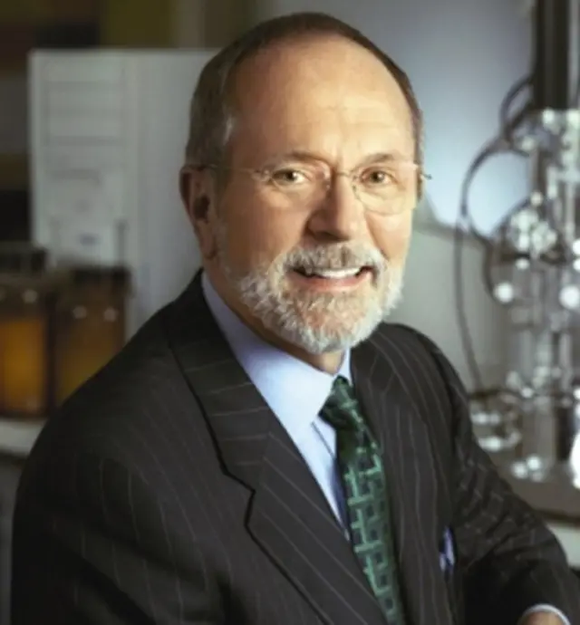 Honorable Jerry MacArthur Hultin