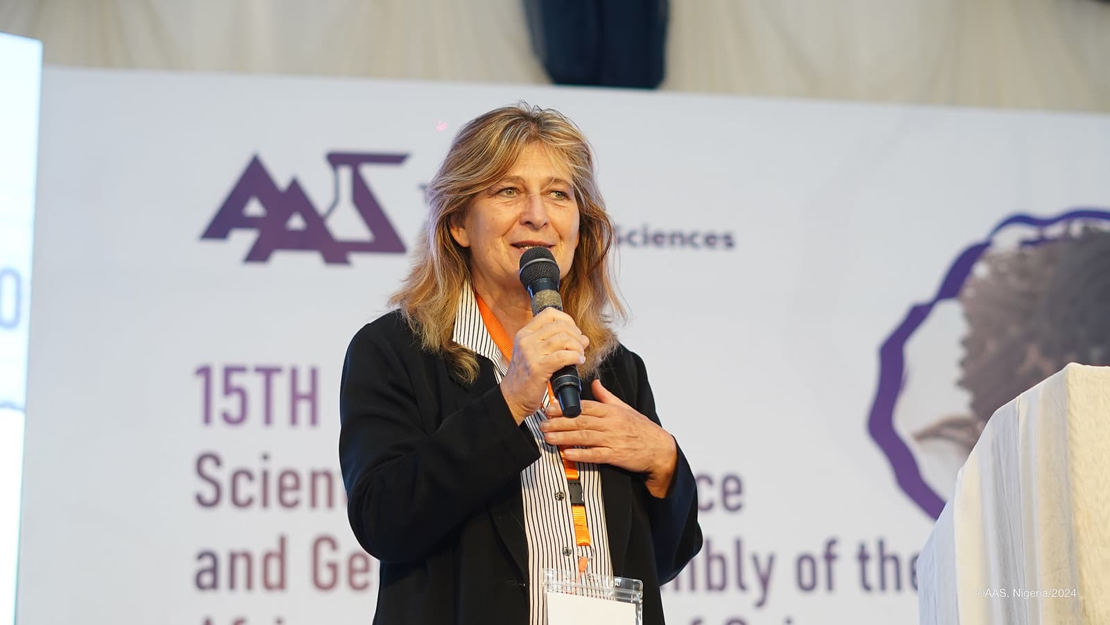 Prof. Lise Korsten