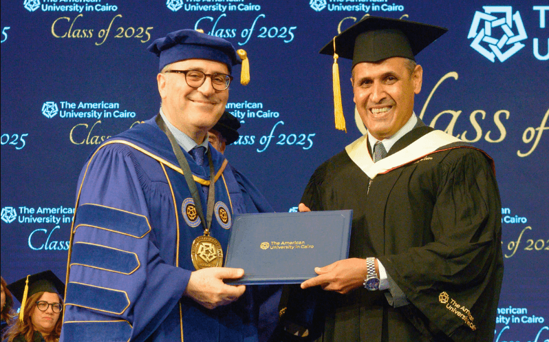 AAS Fellow Professor Tamer El Batt Wins AUC Research Excellence Award